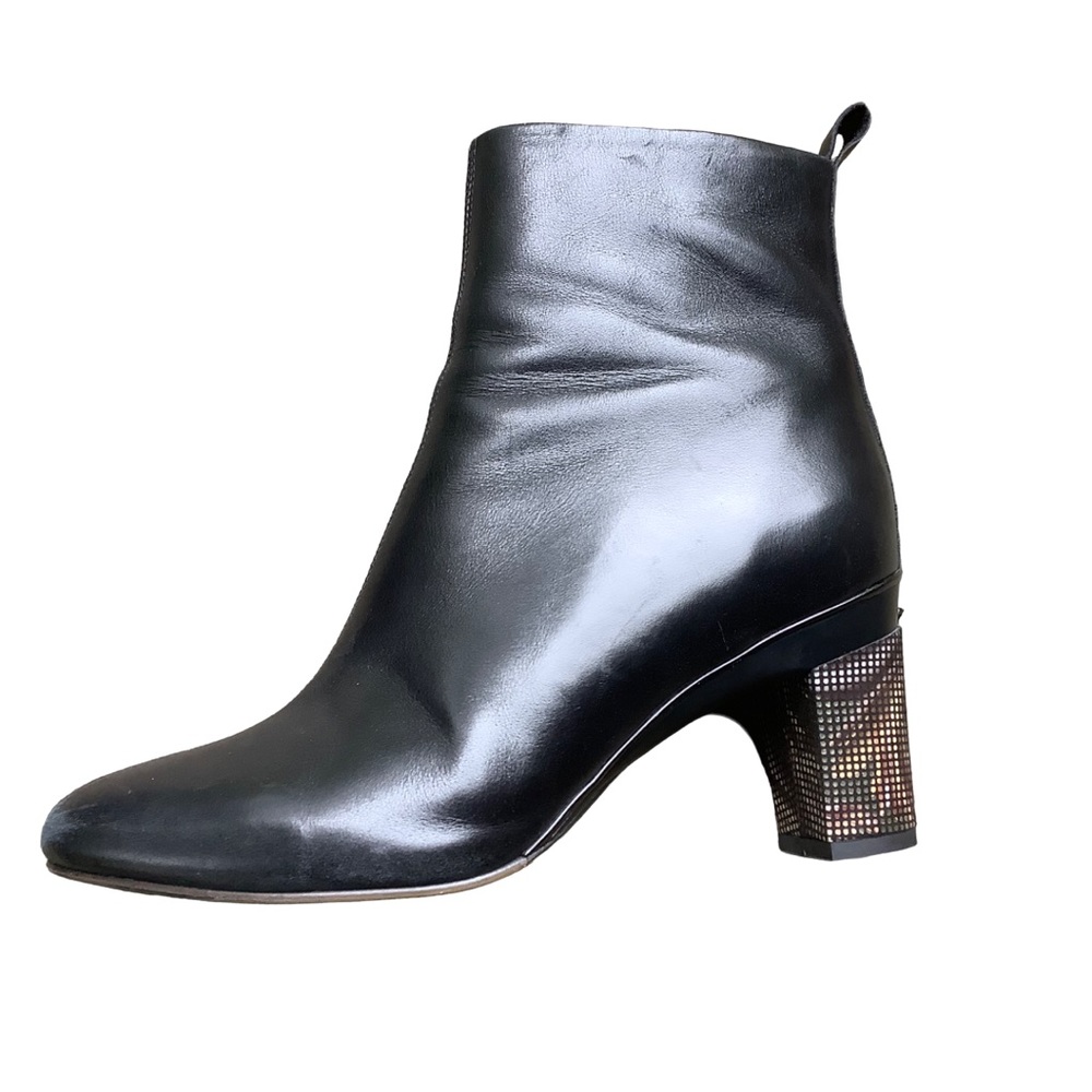 TANYA HEATH boot